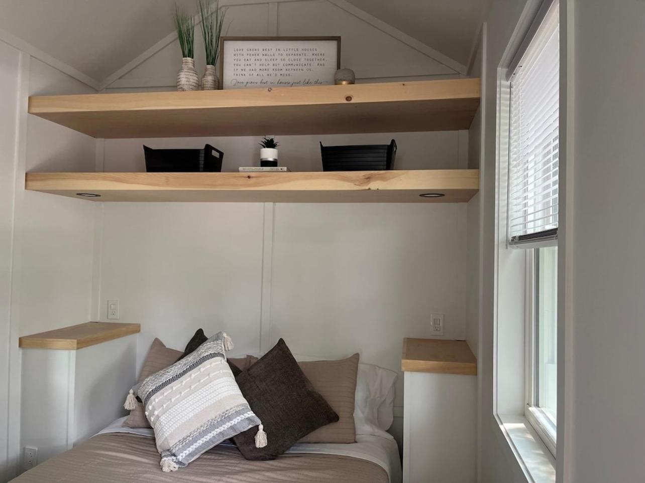 The Tiny Getaway Home Elizabethtown Ngoại thất bức ảnh