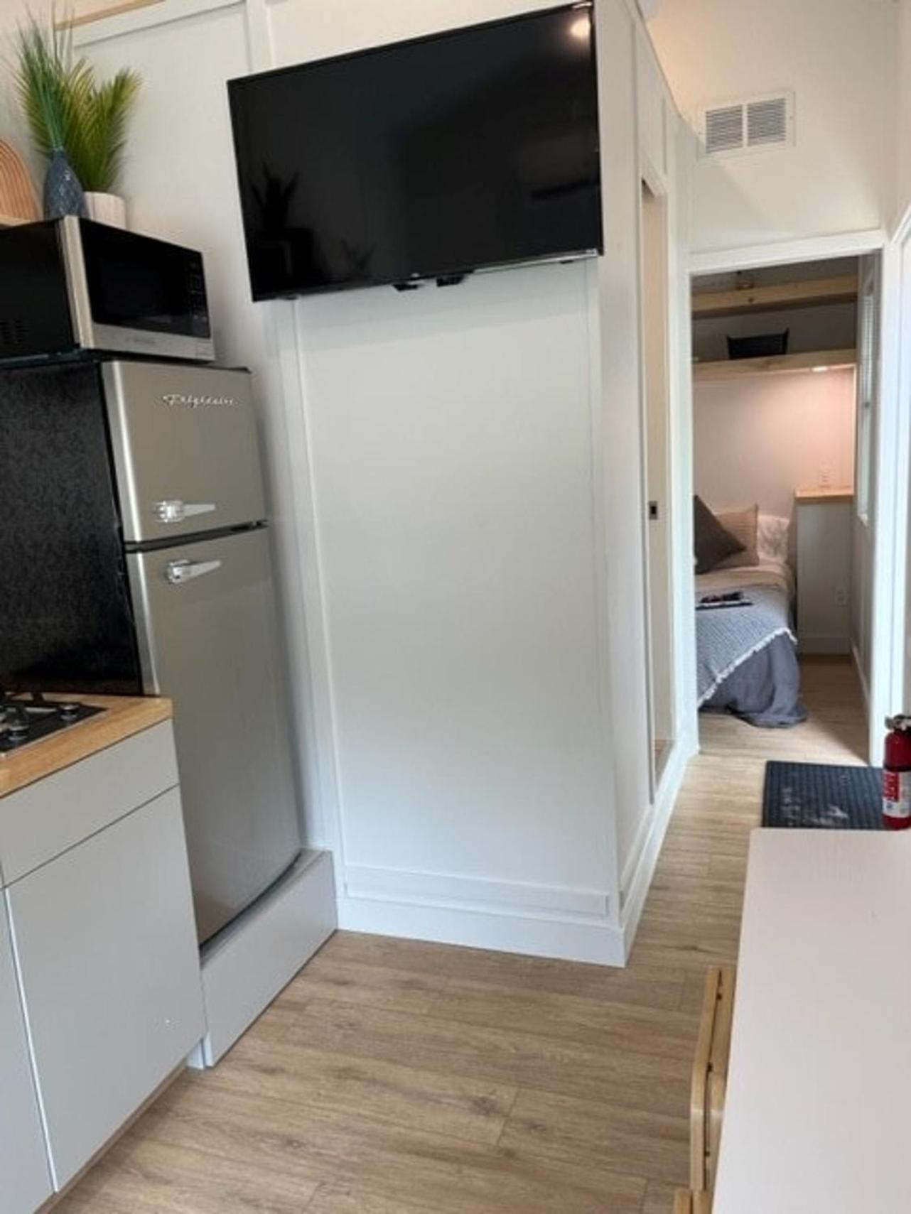 The Tiny Getaway Home Elizabethtown Ngoại thất bức ảnh